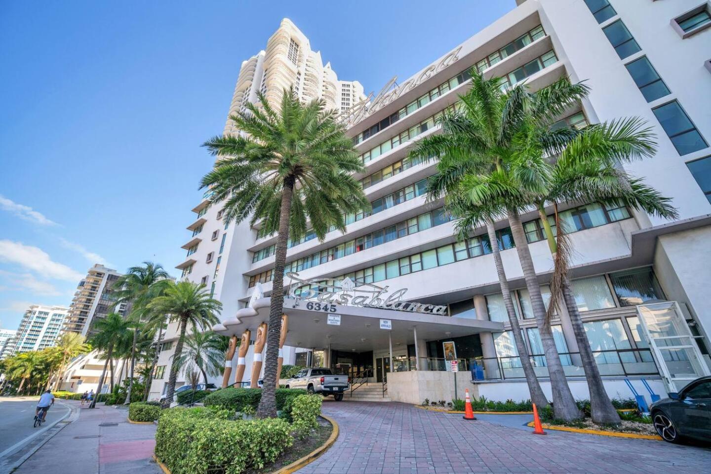 Beautiful Studio In A Seafront Condo Miami Beach Exteriör bild